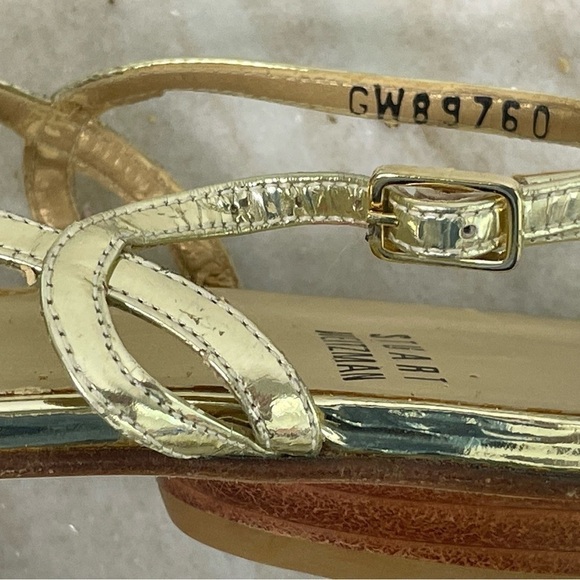 Stuart Weitzman sandal gold sz 7 floral detail - Picture 9 of 15